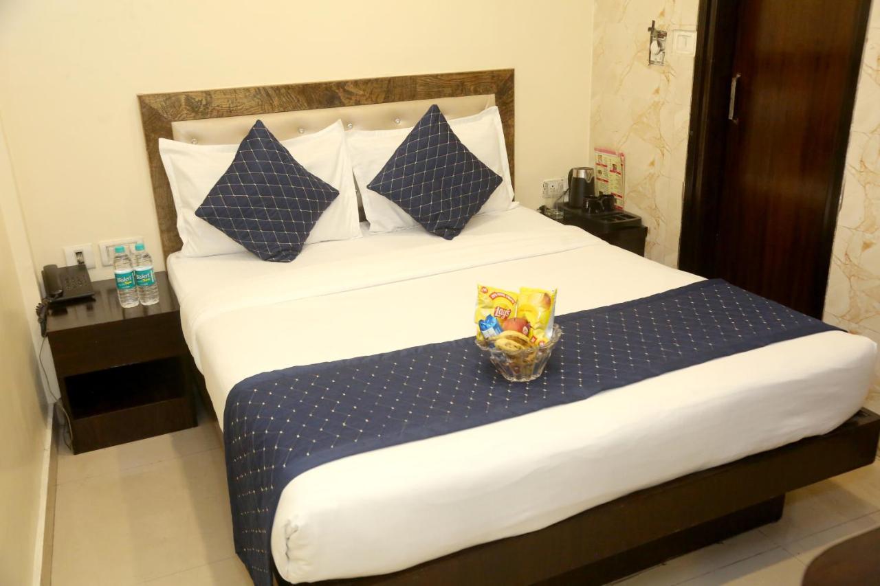 Hotel Guruvas Inn "Vaccinated Staff" Neu-Delhi Exterior foto