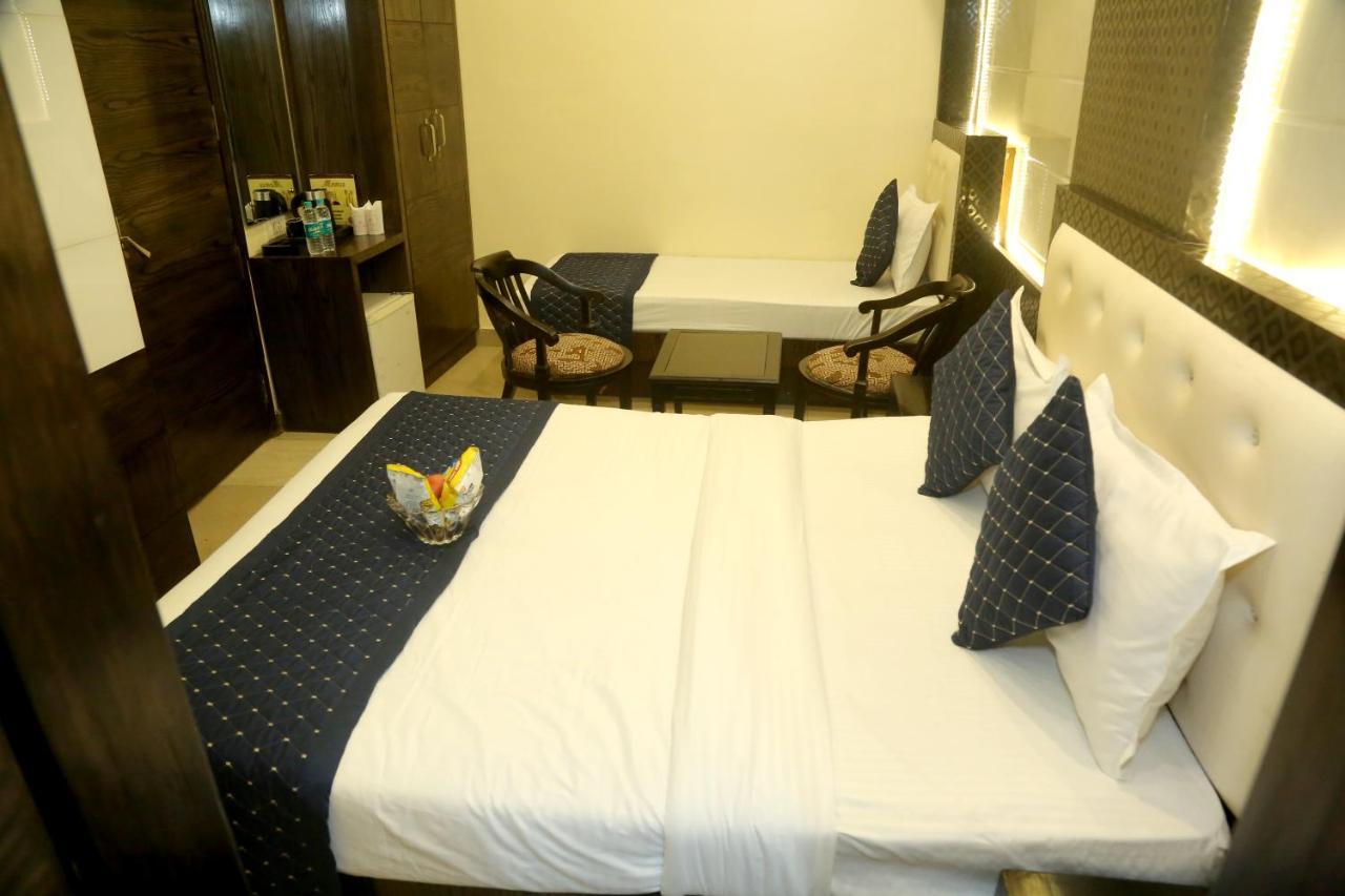 Hotel Guruvas Inn "Vaccinated Staff" Neu-Delhi Exterior foto