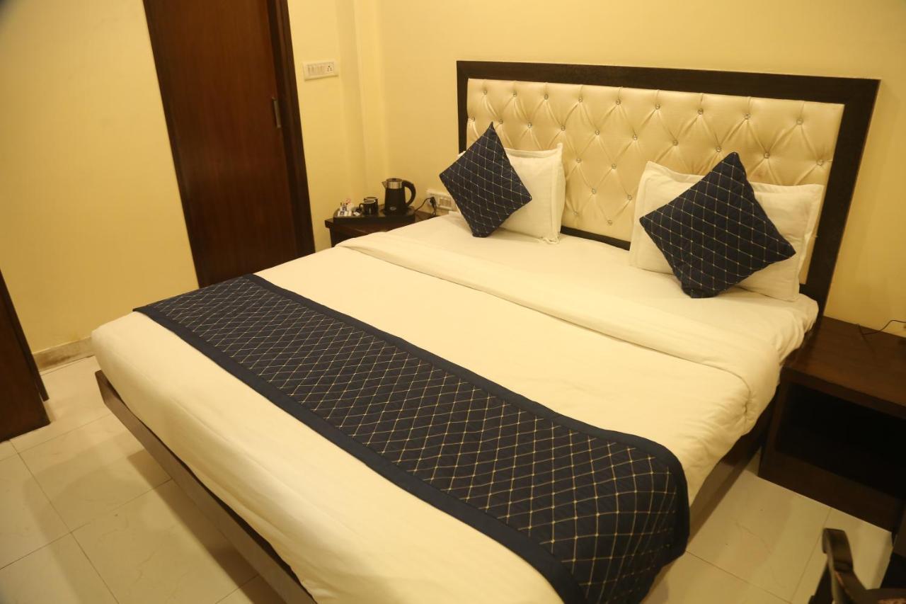 Hotel Guruvas Inn "Vaccinated Staff" Neu-Delhi Exterior foto