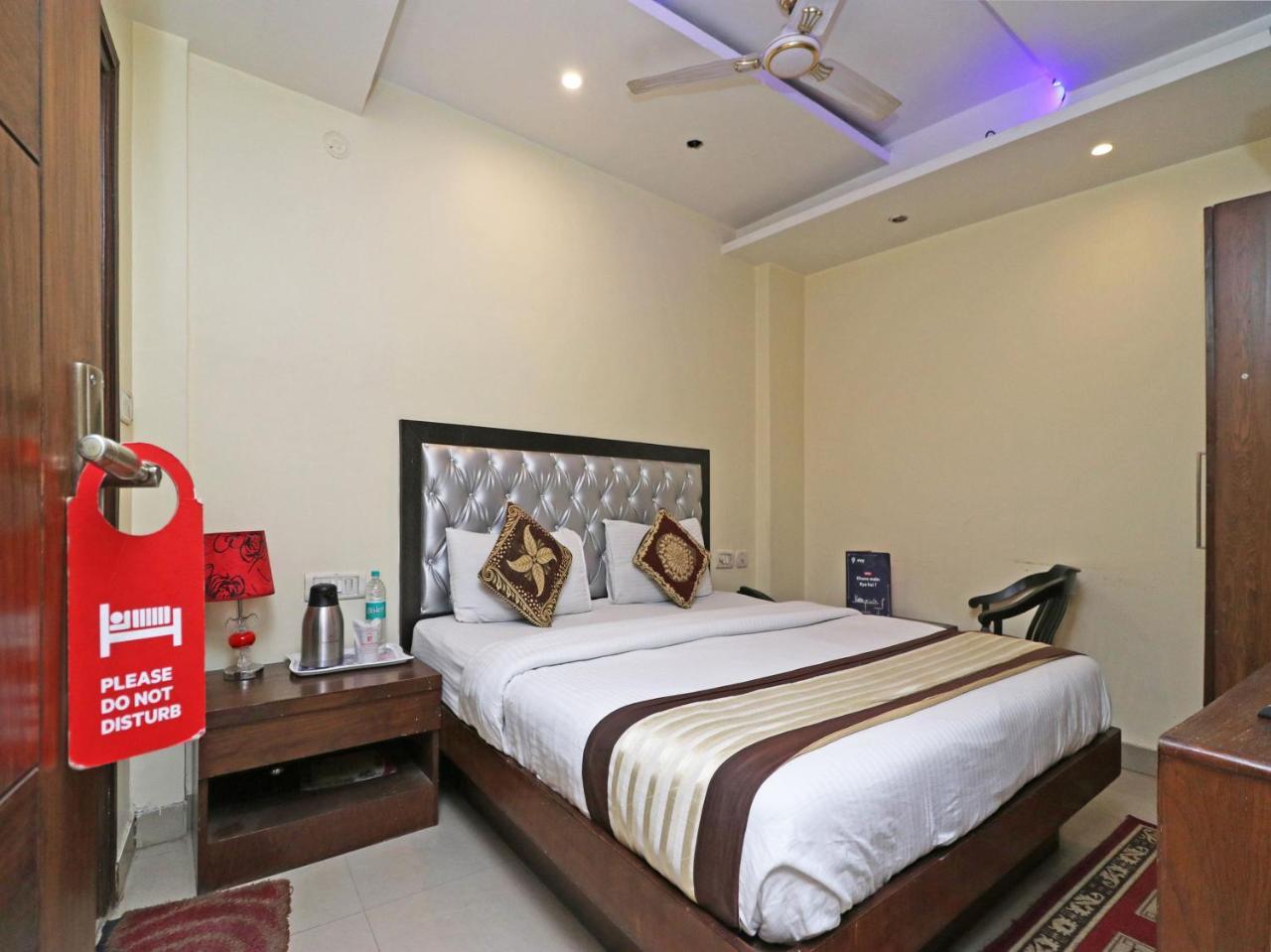 Hotel Guruvas Inn "Vaccinated Staff" Neu-Delhi Exterior foto