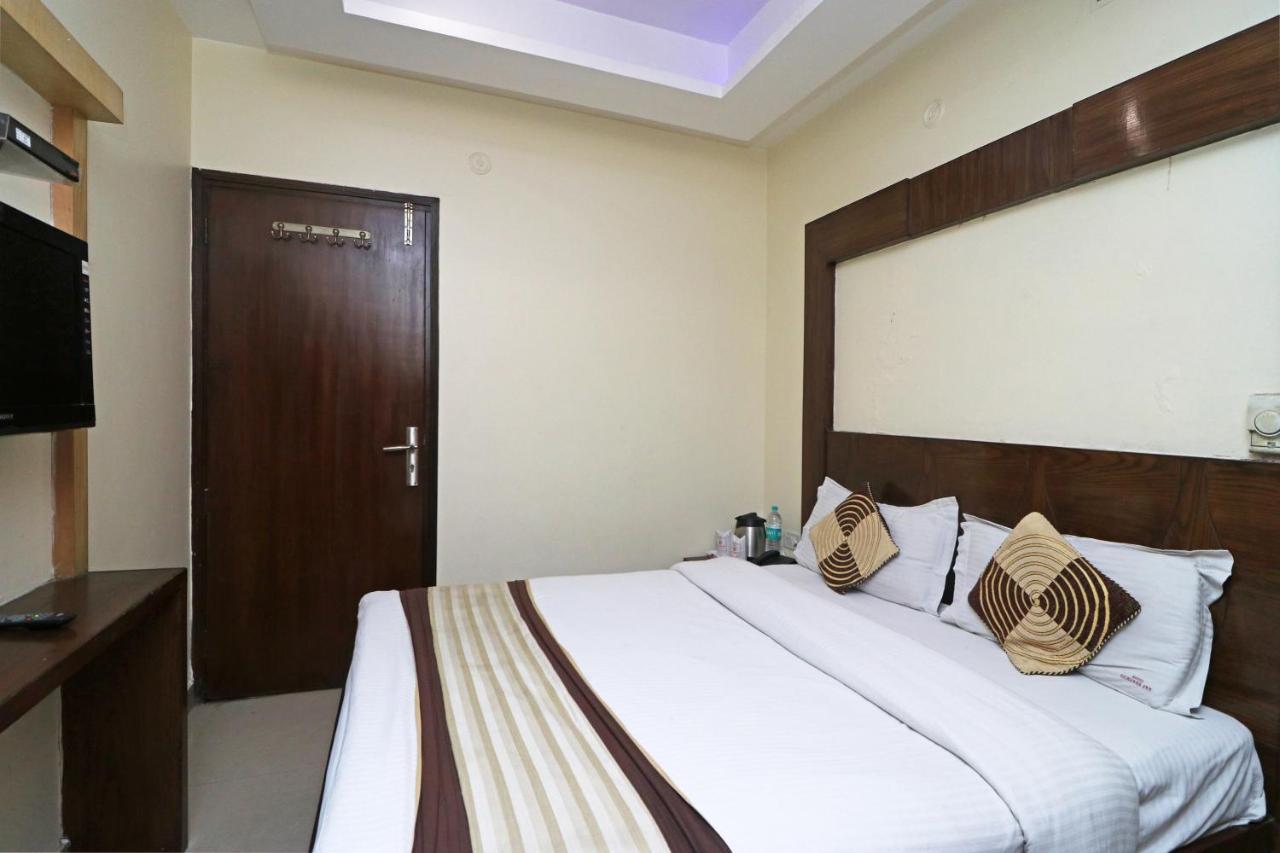 Hotel Guruvas Inn "Vaccinated Staff" Neu-Delhi Exterior foto