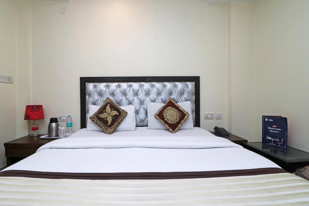 Hotel Guruvas Inn "Vaccinated Staff" Neu-Delhi Exterior foto