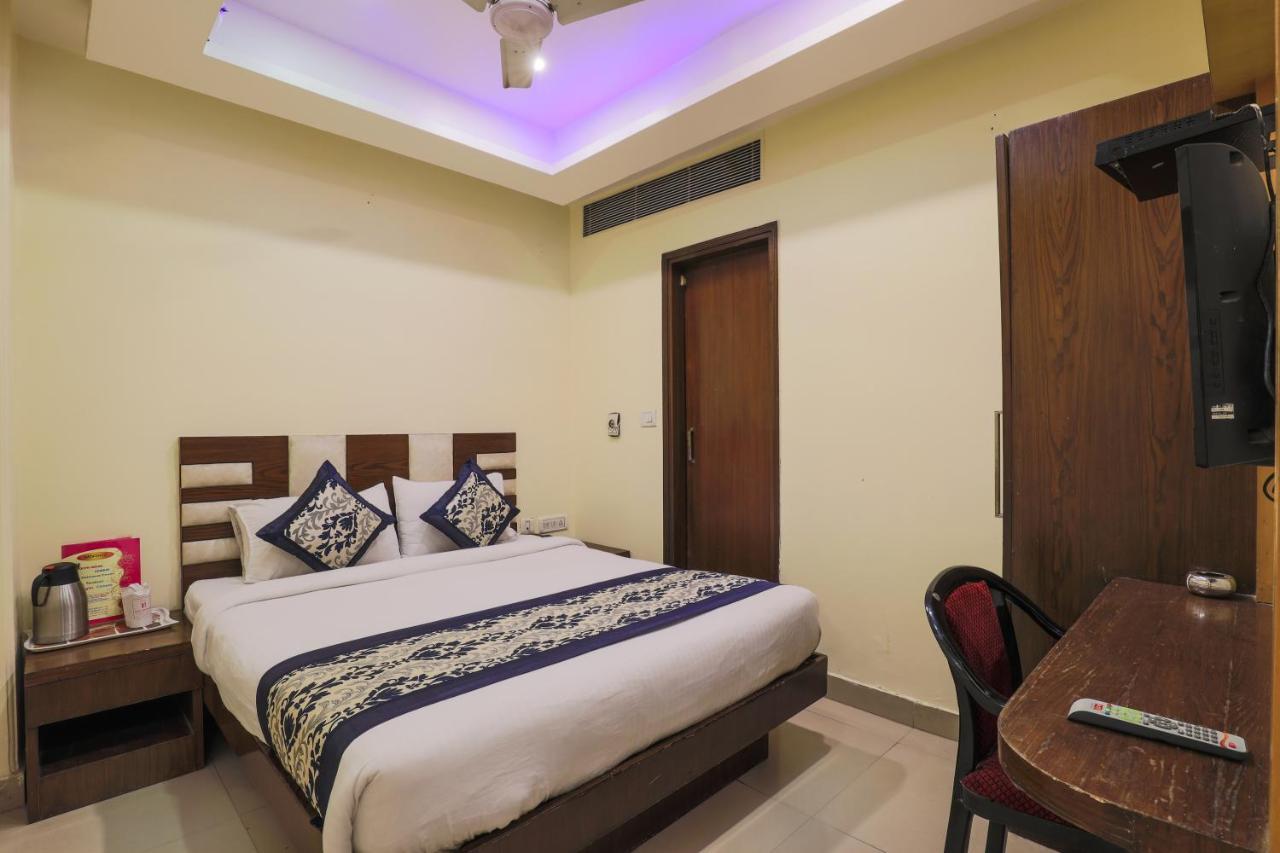 Hotel Guruvas Inn "Vaccinated Staff" Neu-Delhi Exterior foto
