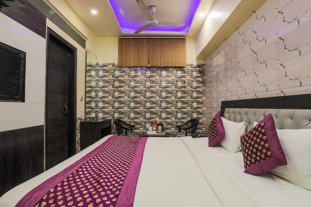 Hotel Guruvas Inn "Vaccinated Staff" Neu-Delhi Exterior foto