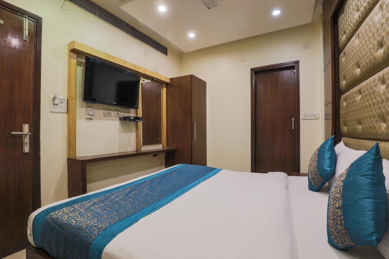 Hotel Guruvas Inn "Vaccinated Staff" Neu-Delhi Exterior foto
